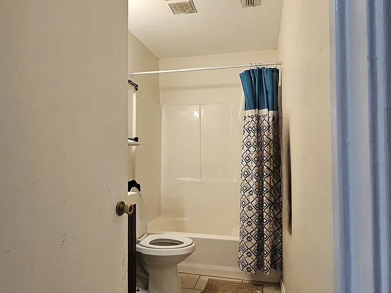2200 El Sol St — Photo 6