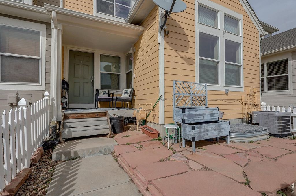 1911 Halfmoon Cir