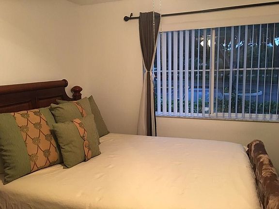 2nd image of 9777 Westview Dr APT 1117