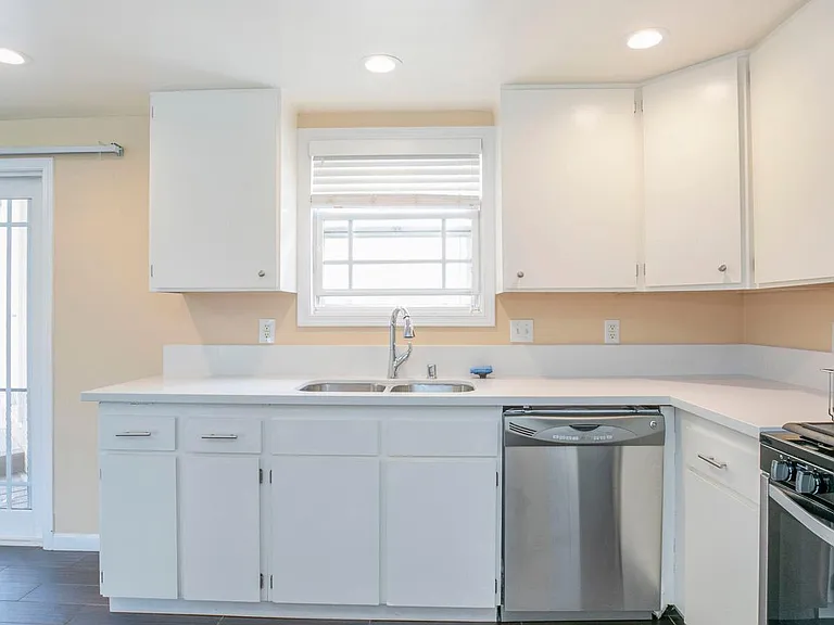 11029 Eldora Ave — Photo 27