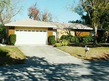 1st image of 722 Laurel Way