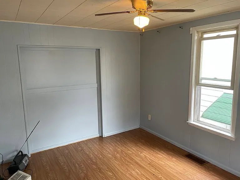 514 Franklin Ave — Photo 7