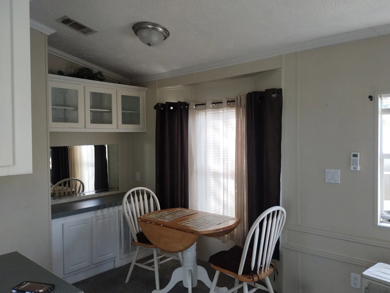 1 bed, 350 sqft, $800 — Photo 3