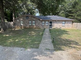 227 SE 121st Rd #B, Warrensburg, MO 64093