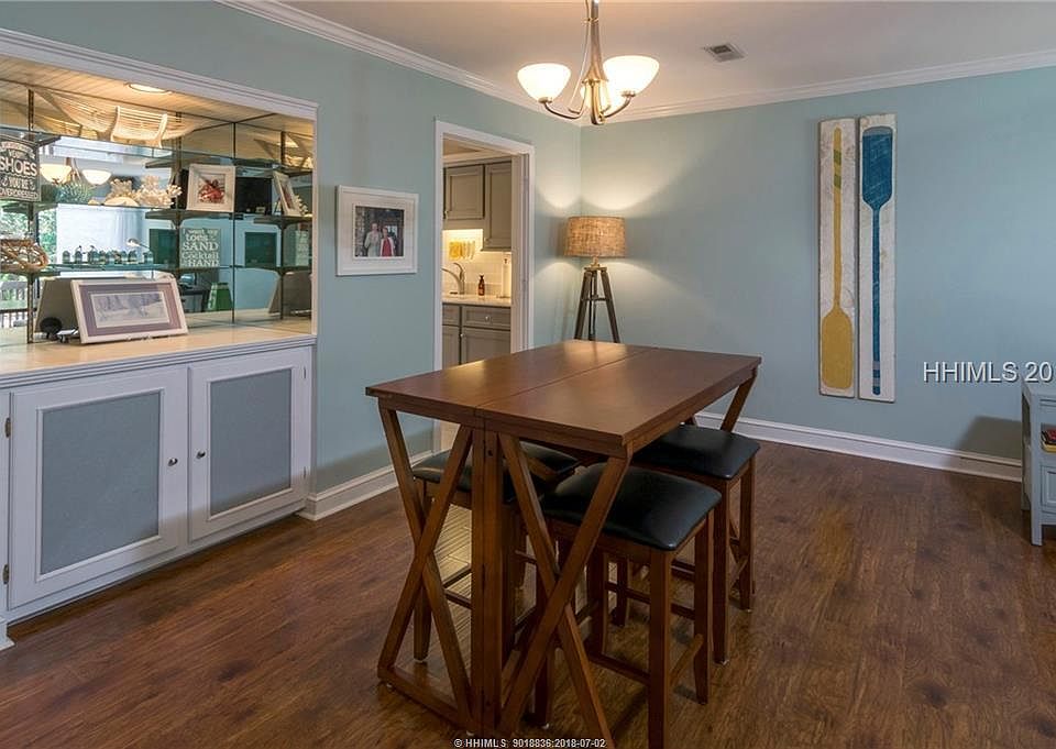 1st image of 17 Lawton Dr APT 166