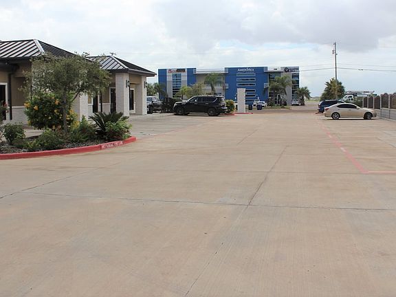 5th image of 6419 Polaris Dr #A-2
