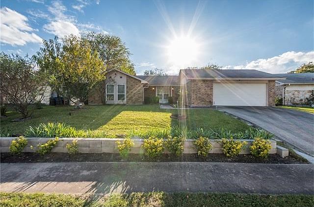 1st image of 8204 Loralinda Dr