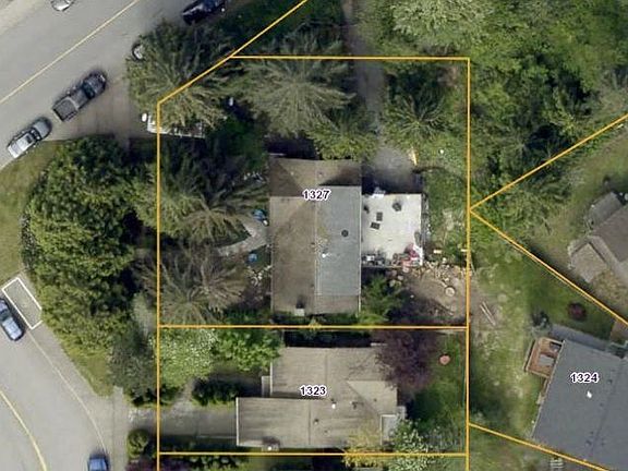 2nd image of 1327 Nestor St