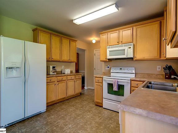 4th image of 12 Evonvale Ct