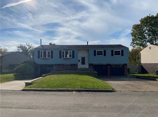 748 Lafayette Dr, Clairton, PA 15025