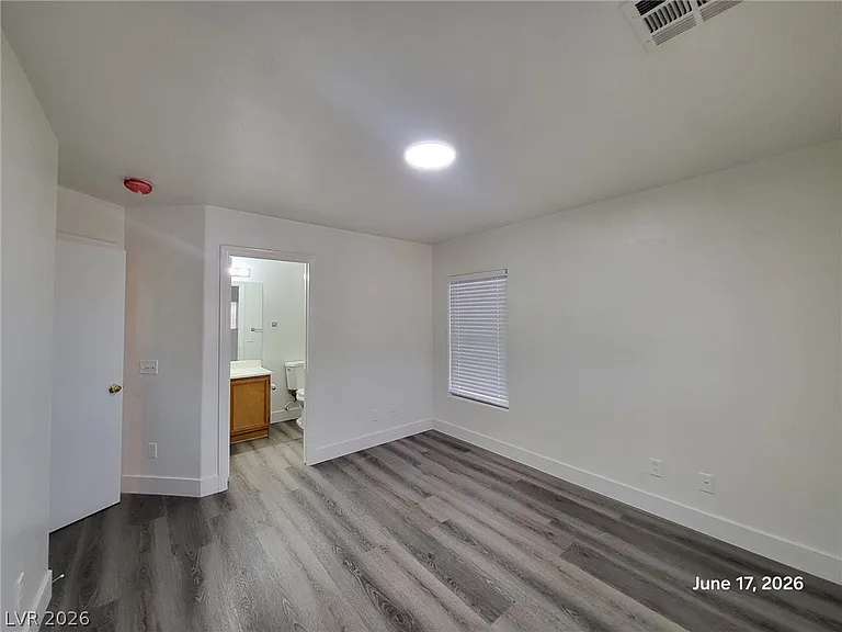 5486 Jacobs Field St — Photo 11
