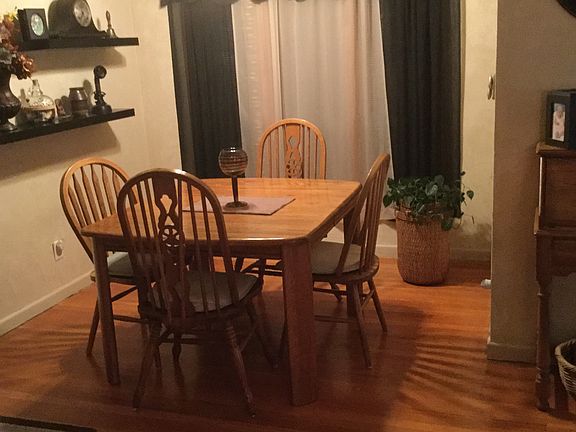4th image of 2469 Monterey Dr