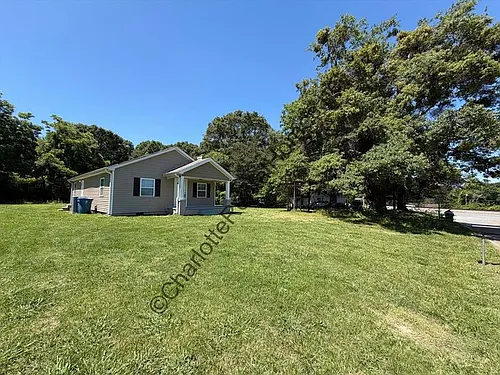 110 Elm Rd Photo 1