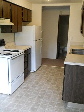 1st image of 117 NE Clark Ave APT 31