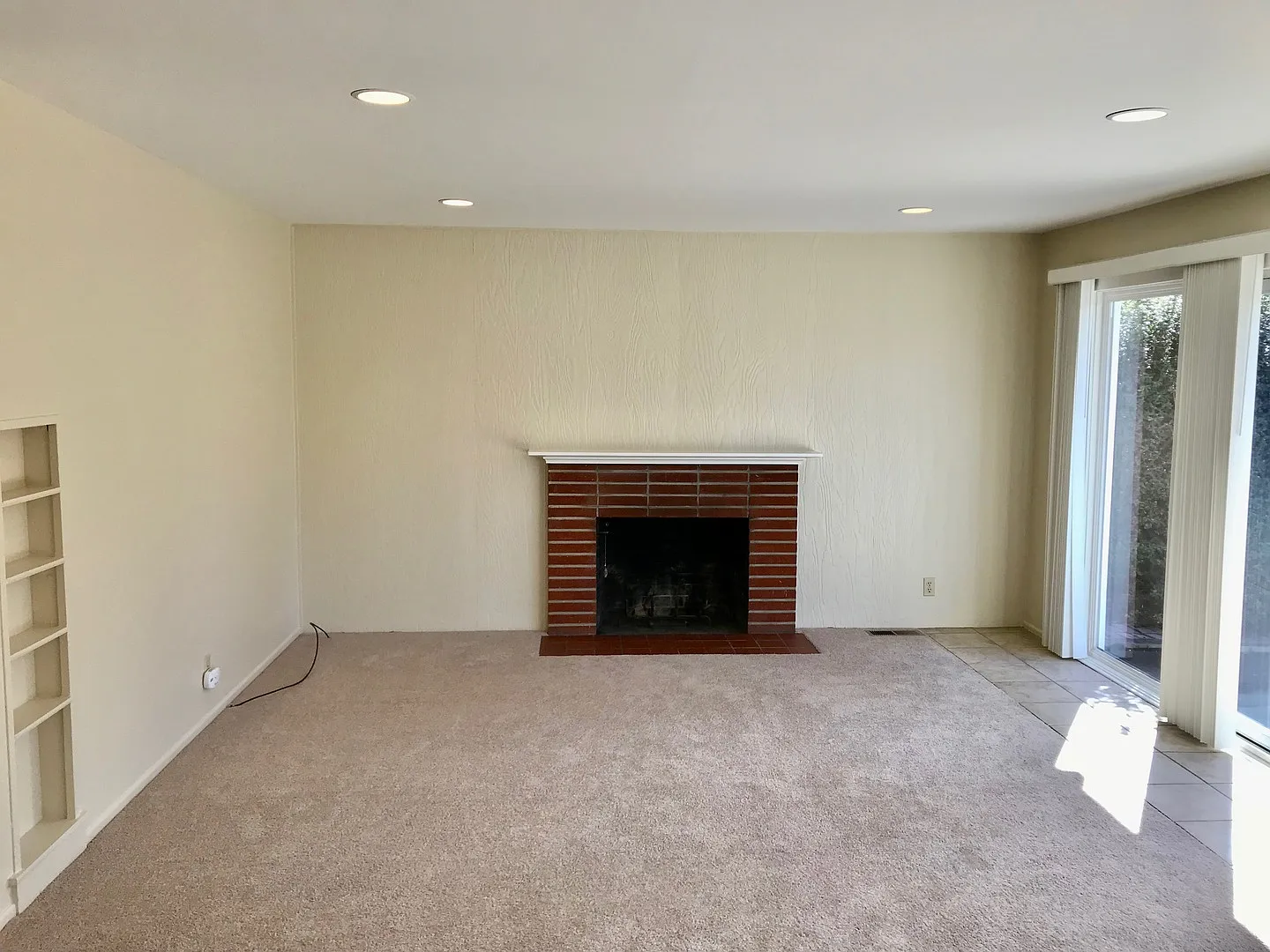 Beautifully Updated 3 Bed 1 Bath Sunnyvale Home - Cherry Chase! — Photo 2