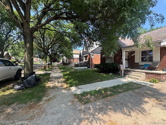 3rd image of 8068 Coyle St