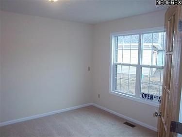 3rd image of 16880 Hinsdale Ct