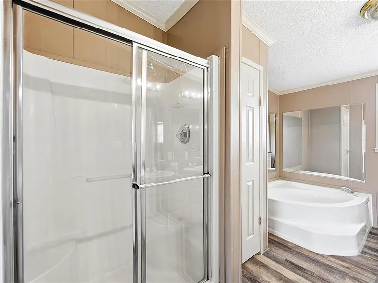 410 County Road 3823 — Photo 17