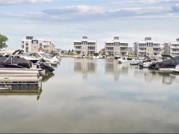 2610 S Waterside Ct, Lakeside Marblehead, OH 43440