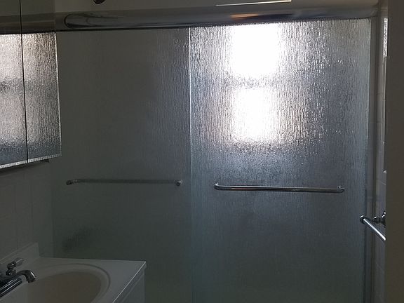 5th image of 7319 217th St #2