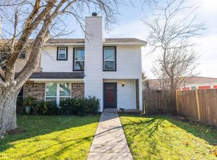 17 Gittiban Pl, Pantego, TX 76013