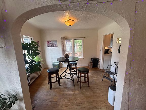 5th image of 1320 Queen Anne Ave N APT 8