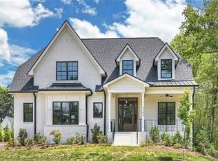 3102 Cramer Pond Dr, Charlotte, NC 28205