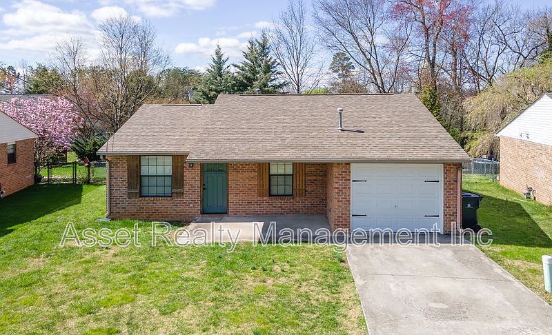 1st image of 6121 Bill Murray Ln
