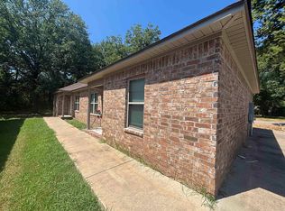 1413 Hardy St, Conway, AR 72034