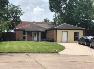 1709 Nottingham St, Pasadena, TX 77502