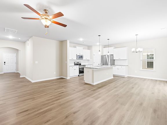 3rd image of 2116 Clapham Ct