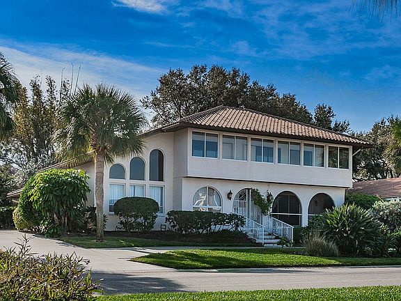 3rd image of 265 Harbor House Dr