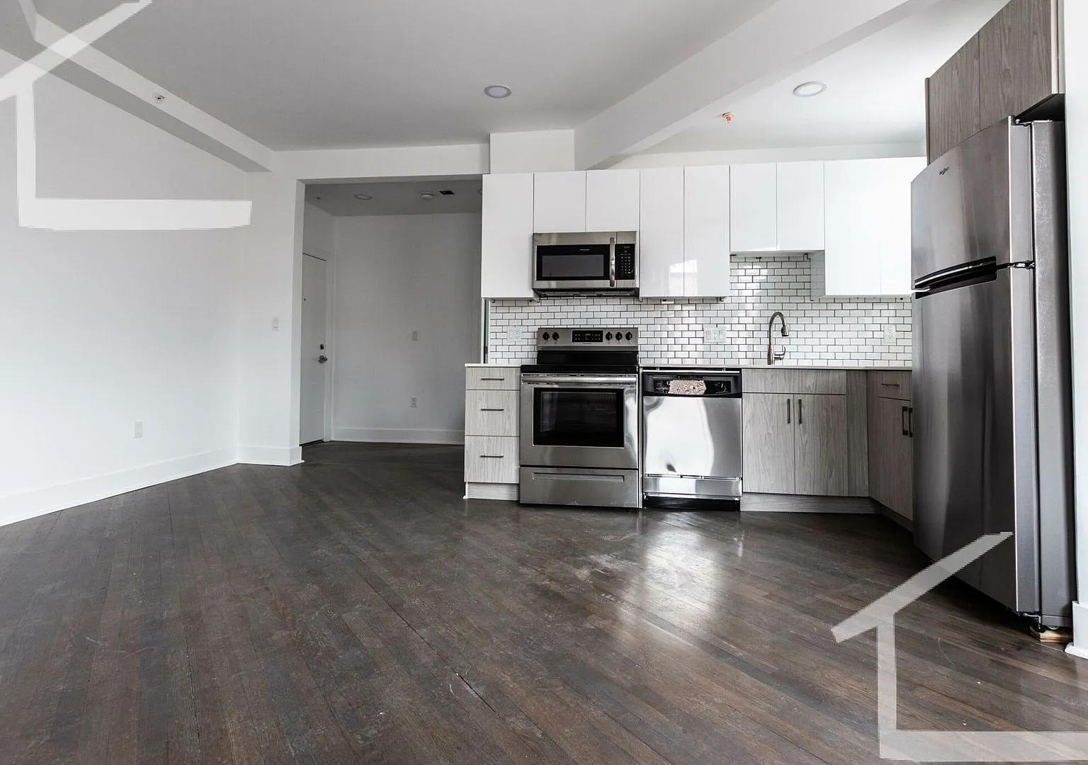 1 Bedroom | 1 Bathroom | $2950 Fenway Apartment — Photo 4