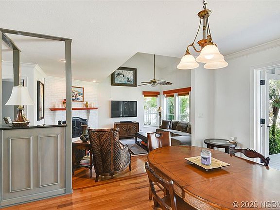 4th image of 30 Richmond Dr