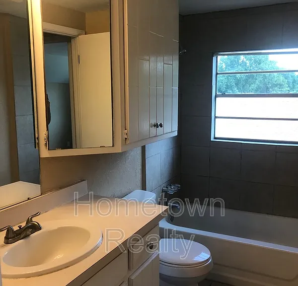 1013 Kelly Park Rd — Photo 22