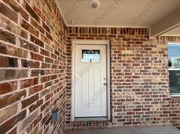 2117 Bobwhite Ct #B