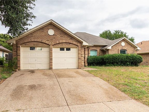 2nd image of 1504 Willow Park Dr