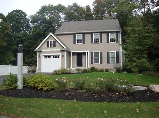 15 Union St, Foxboro, MA 02035