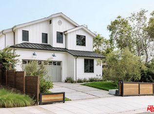 1726 Pier Ave, Santa Monica, CA 90405