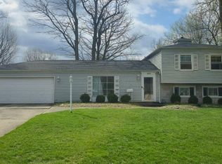 1025 Chateau Dr, Marion, OH 43302