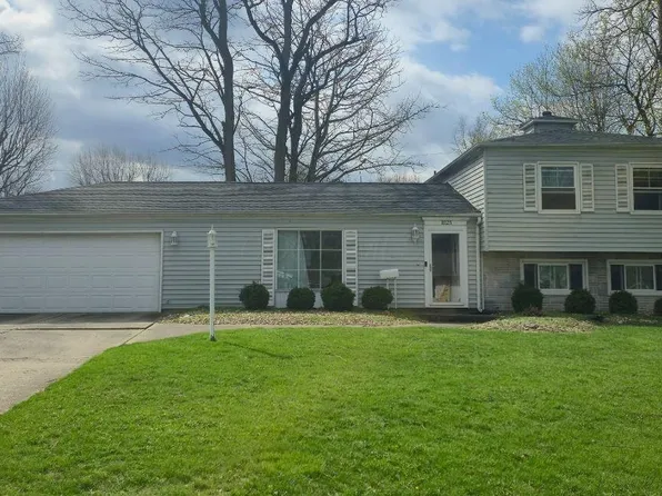 1025 Chateau Dr, Marion, OH 43302