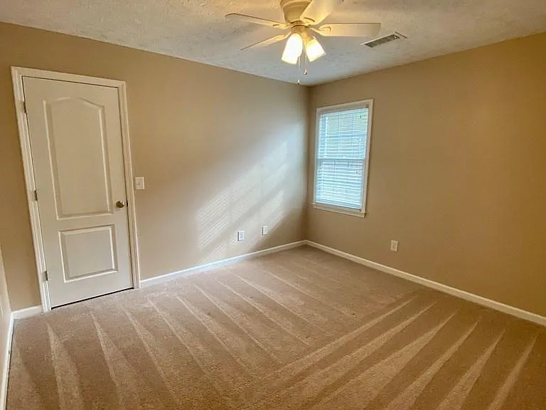 1815 Saffron Ct — Photo 13