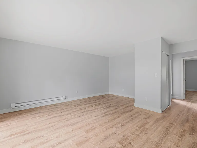 Silicon Valley Apartments — Photo 33