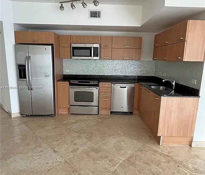 350 S Miami Ave #2302 — Photo 8
