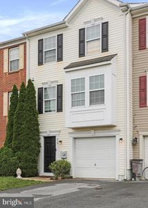 714 Prentiss Point Pkwy, Martinsburg, WV, 25401