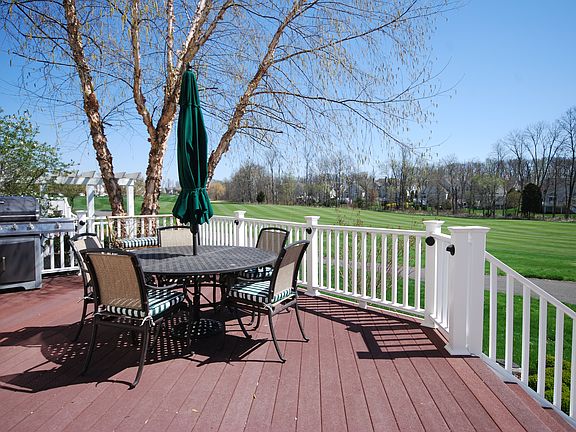 3rd image of 20226 Hidden Creek Ct