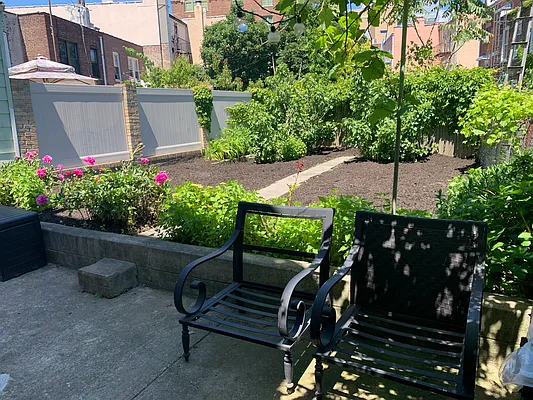 Rented by Luxury Apartments LIC | media 26