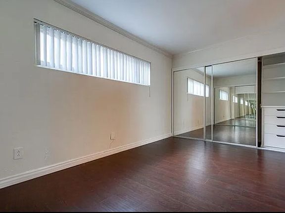 5th image of 3843 Wilson Ave #3