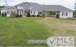 1st image of 14 Cody Ln