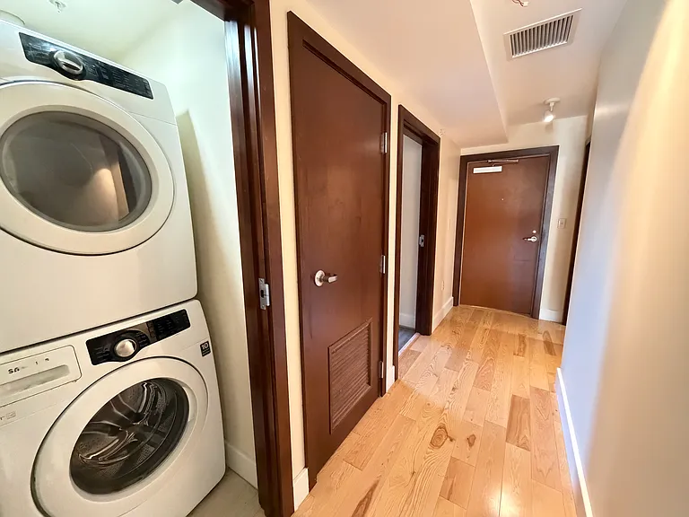 111 Genesee St #200 — Photo 26